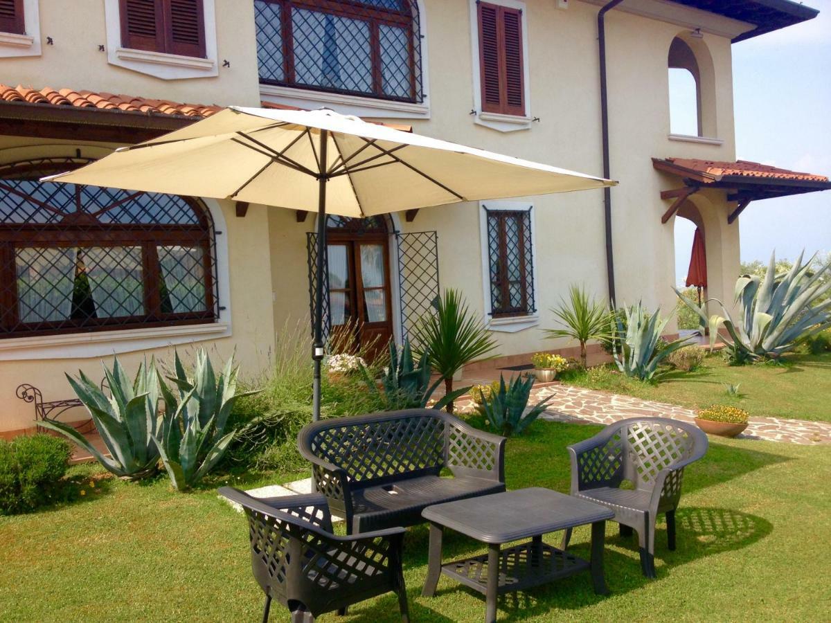 Villa Beatrice Lonato Kültér fotó