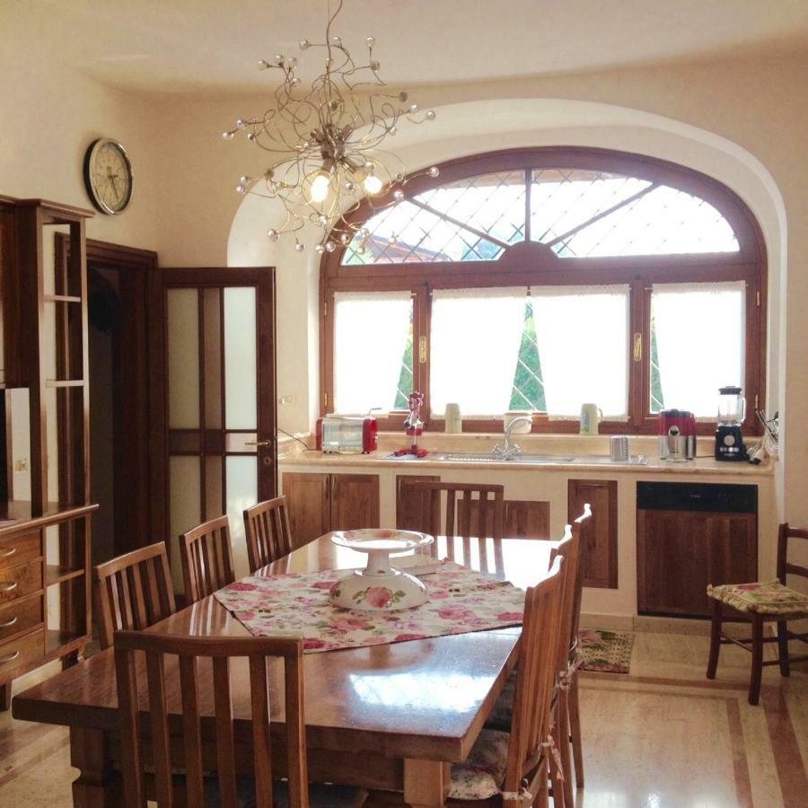 Villa Beatrice Lonato Kültér fotó